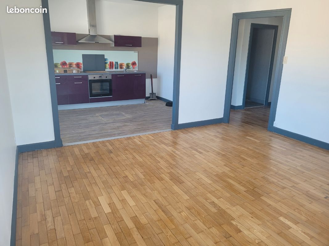 Appartement 3 pièces 75 m² · à Le Puy-en-Velay · 75 m² · 610 €