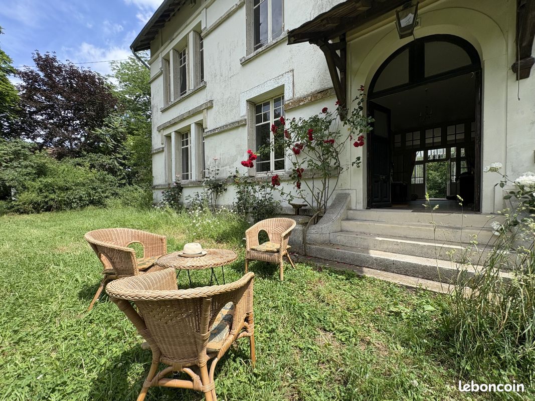 Propriété 13 pièces 410 m² (image 16)