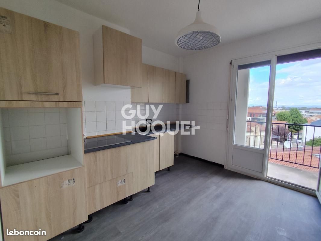 Appartement 3 pièces 62 m² · à Montbrison · 62 m² · 90 000 €