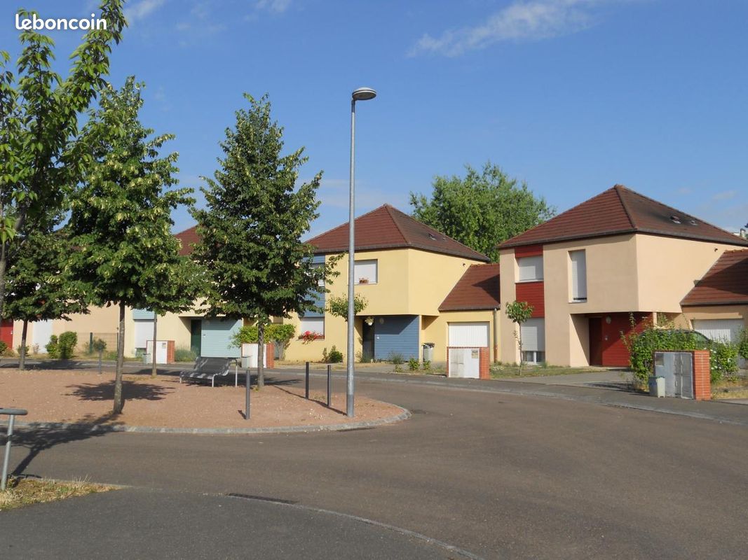 Maison 4 pièces 100 m² · à Dijon · 100 m² · 1 250 €/mois