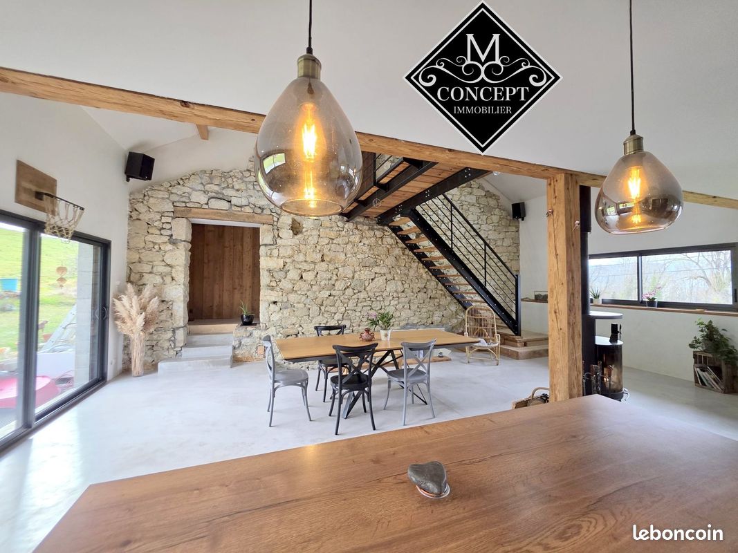 Maison 6 pièces 185 m² · à Desingy · 185 m² · 550 000 €