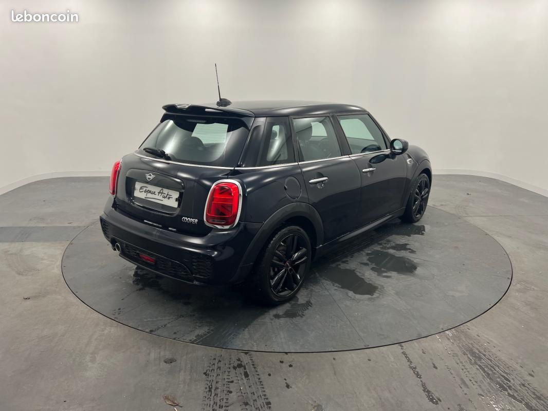 Mini 5 portes HATCH F55 LCI Cooper 136 ch BVA7 Finition John Works (image 5)
