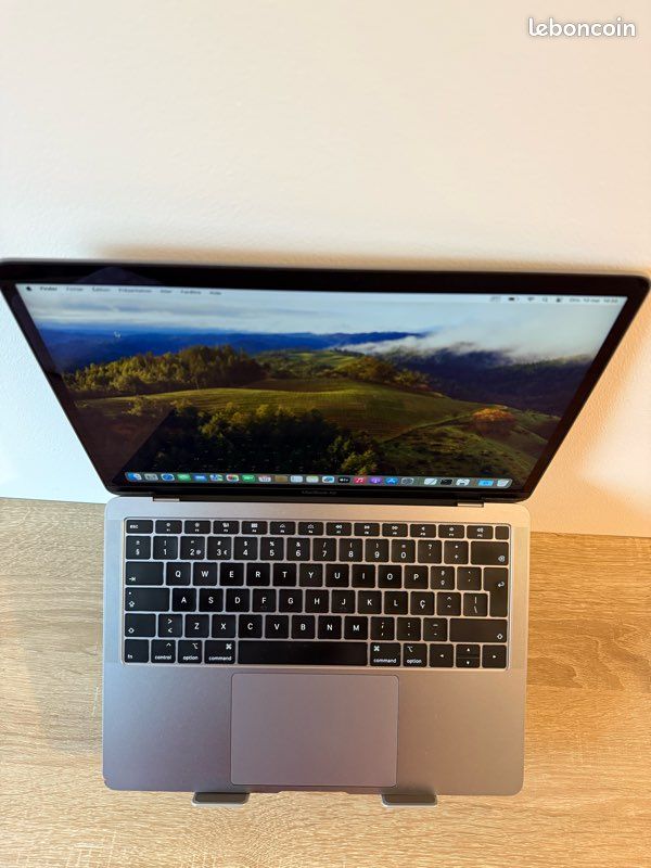MacBook Air Retina 13 pouces 2019 i5 8Go 128Go clavier QWERTY (image 1)