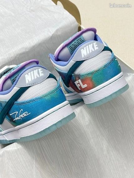 Nike Dunk Low Fut'ura Labora'tories Blea'ched Aqua Taille 42 (image 8)