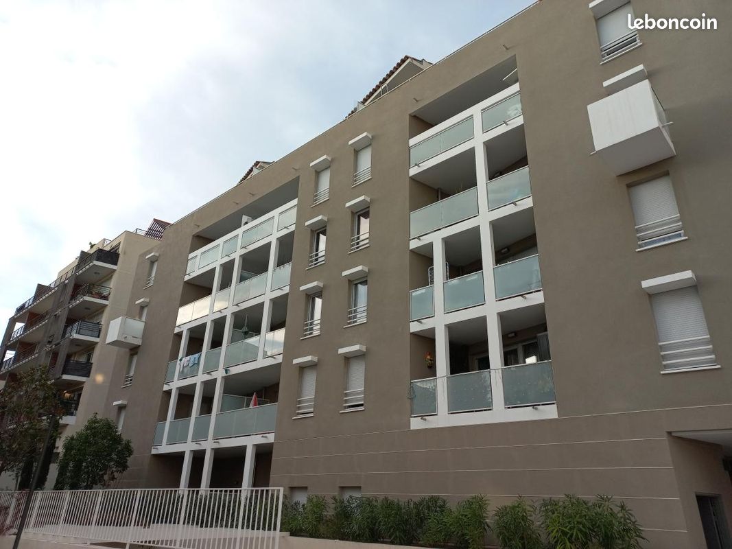 Appartement 2 pièces 49 m² · à Antibes · 49 m² · 956 €/mois