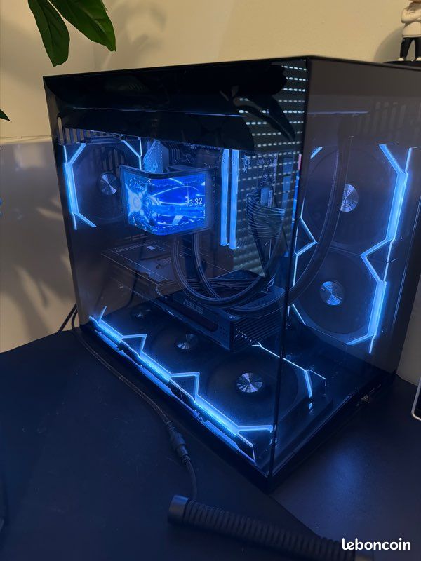 PC Gaming Haut de Gamme Power Lab (RTX 5070 / Ryzen 7 9700X) + Options Écrans (image 3)