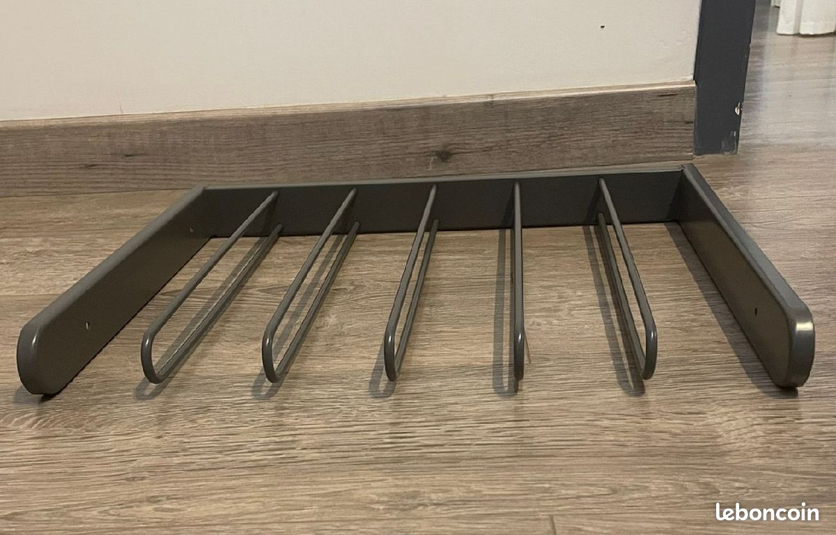 Porte pantalon Ikea (image 1)