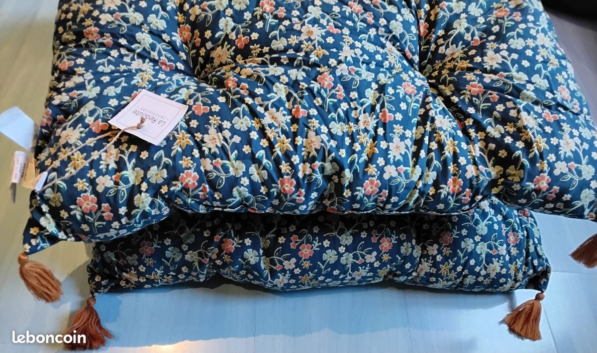 Matelas de sol ou grand coussin imprimé fleuri (image 4)