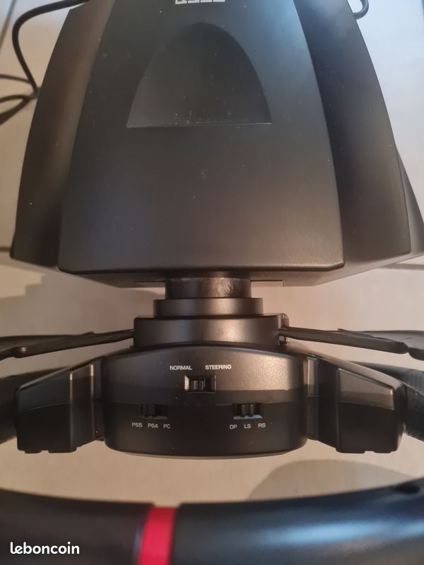 Volant pour PlayStation 4 5 et pc (image 1)