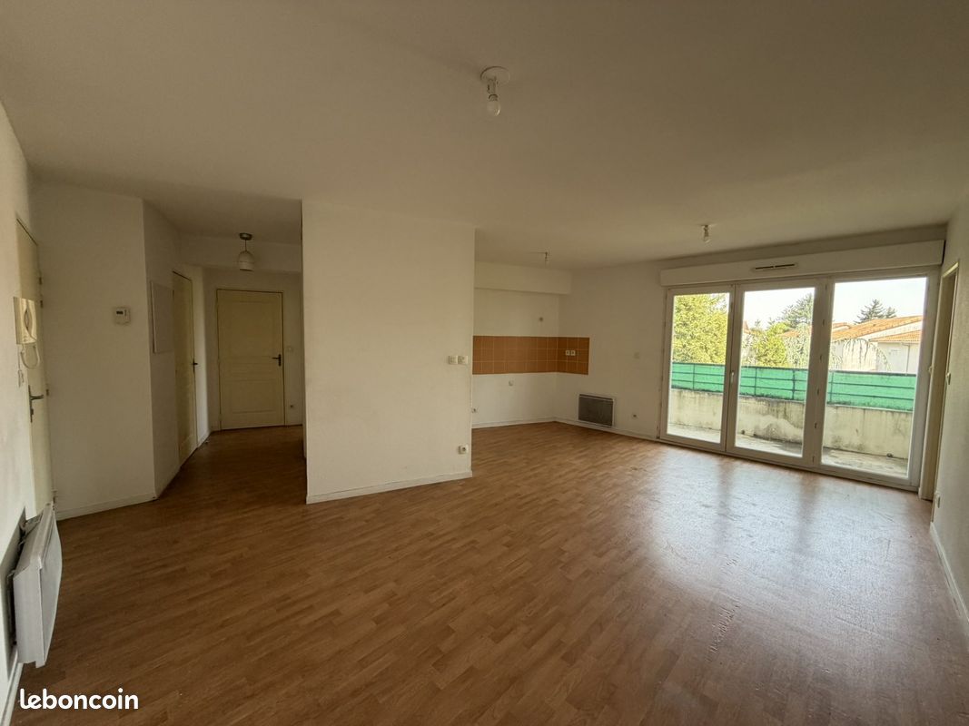 Appartement 3 pièces 56 m² · à Poitiers · 56 m² · 677 €