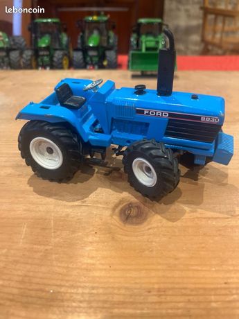 Tracteur SIKU FARMER Ford 8830 1/32 – 1990 – Collection Boîte D'origine