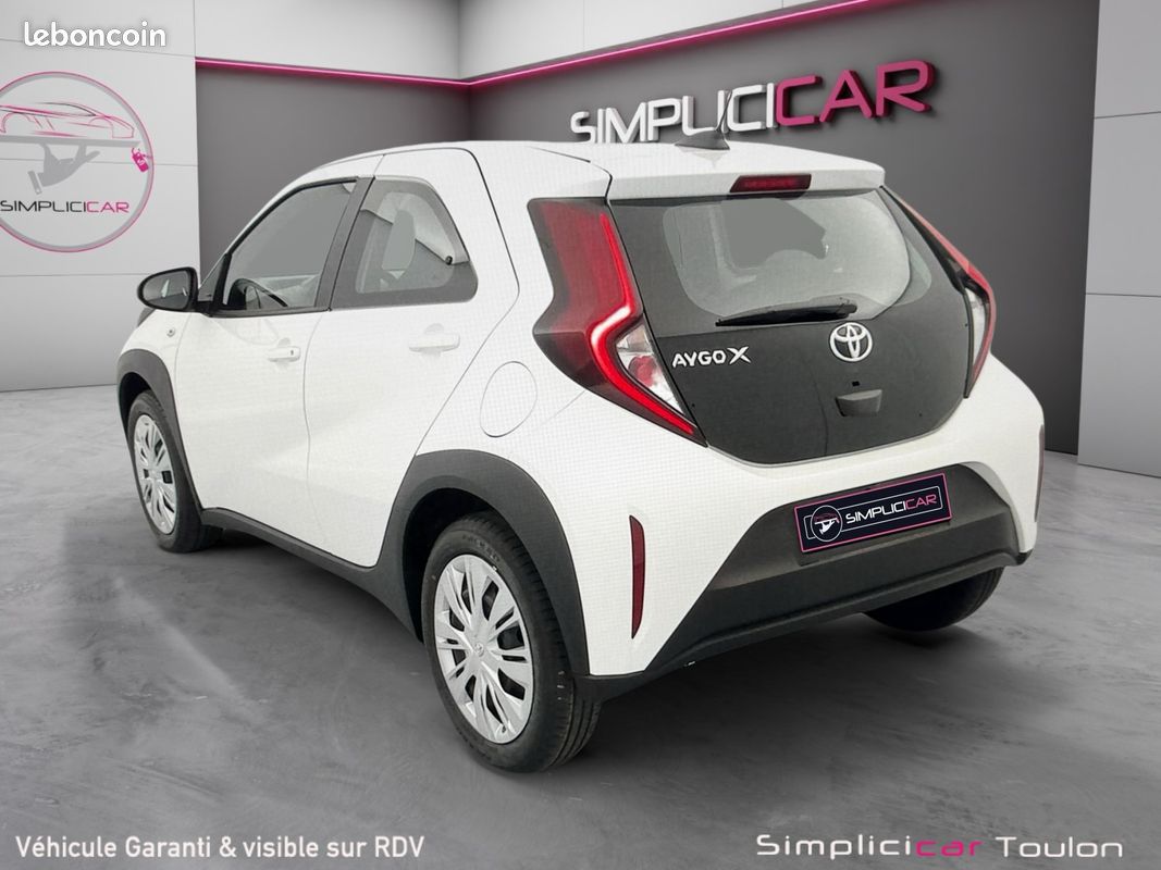 TOYOTA AYGO X Dynamic 72ch NEUVE - CarPlay - Caméra - Garantie Constructeur - Dès 280/mois (image 6)