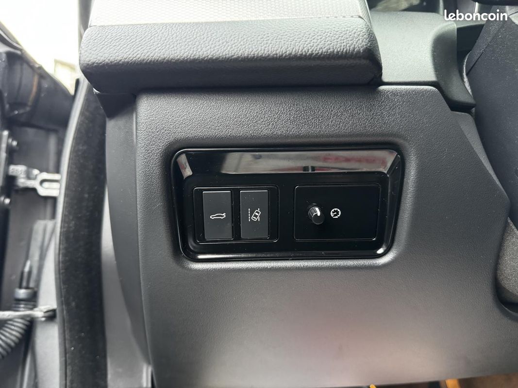 JAGUAR XF 2.0 D - 180 BVA S&S Prestige Gps + Camera AR + Clim (image 21)