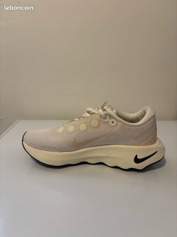 Baskets Nike Motiva GTX (image 2)