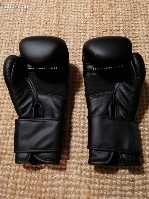 Gant de boxe 120 10 OZ ergonomique Décathlon Sport Plein air