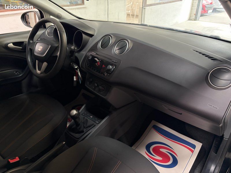 Seat Ibiza 1,2 TDI 75 Chvx « Climatisation,Régulateur de Vitesse » (image 3)