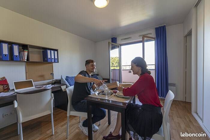 Appartement 1 pièce 21 m² · à Rueil-Malmaison · 21 m² · 820 €/mois