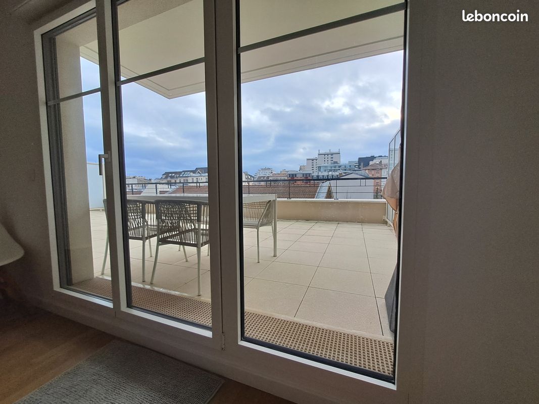 Appartement 3 pièces 56 m² · à Suresnes · 56,3 m² · 2 106 €