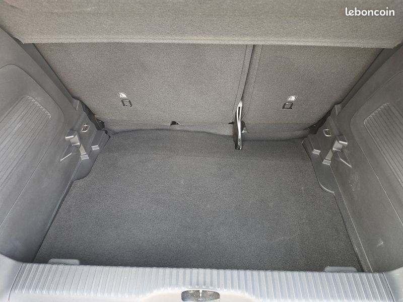 Citroën C3 Aircross 1.5 BLUEHDI - 110 S&S FEEL PACK (image 22)
