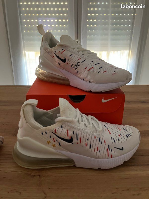 270 Equipe Nike 270 France Etoiles Prix France Chaussure Nike 270