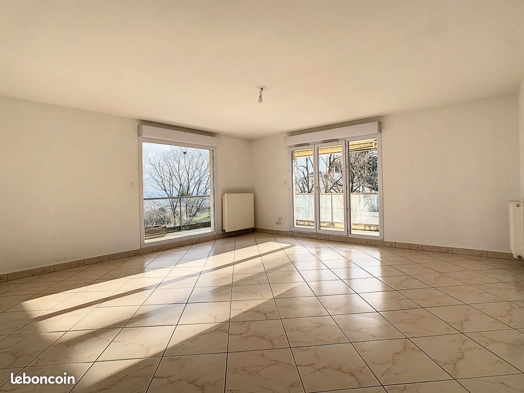 Appartement a louer sainte-foy-les-lyon - 4 pièce(s) - 95 m2 - Surfyn