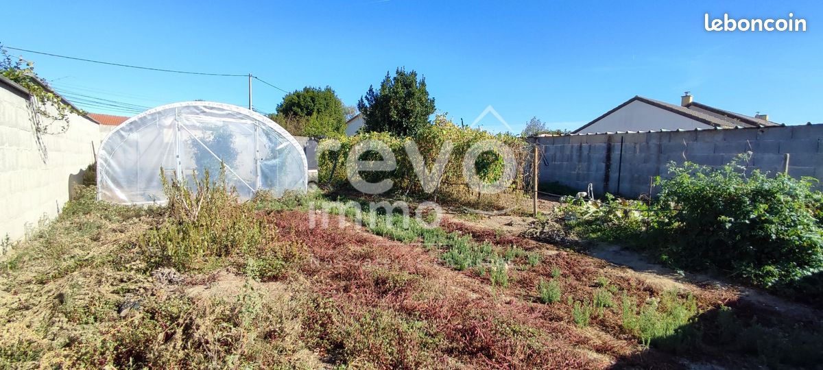 Terrain 280 m² SAINT PHILBERT DE GRAND LIEU · à Saint-Philbert-de-Grand-Lieu · 87 000 €