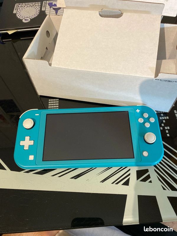 Nintendo Switch Lite + chargeur (image 3)