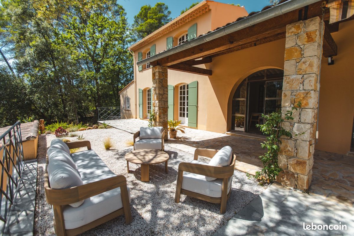 Maison 7 pièces 170 m² · à Lorgues · 170 m² · 975 000 €