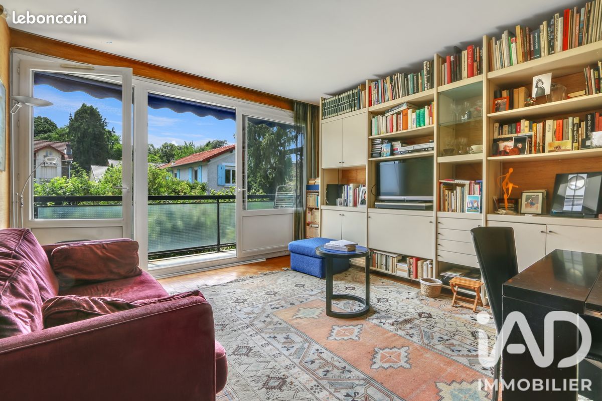 Appartement 2 pièces 49 m² · à Sceaux · 49 m² · 245 000 €