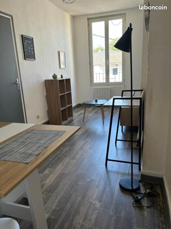 Appartement 2 pièces 28 m² · à Châtellerault · 28 m² · 385 €