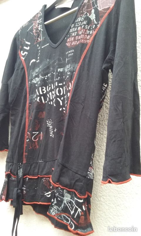 T-shirt Femme Armand Thiery Rouge - Taille 4 - Manches Longues - Coton - Occasion Très Bon État