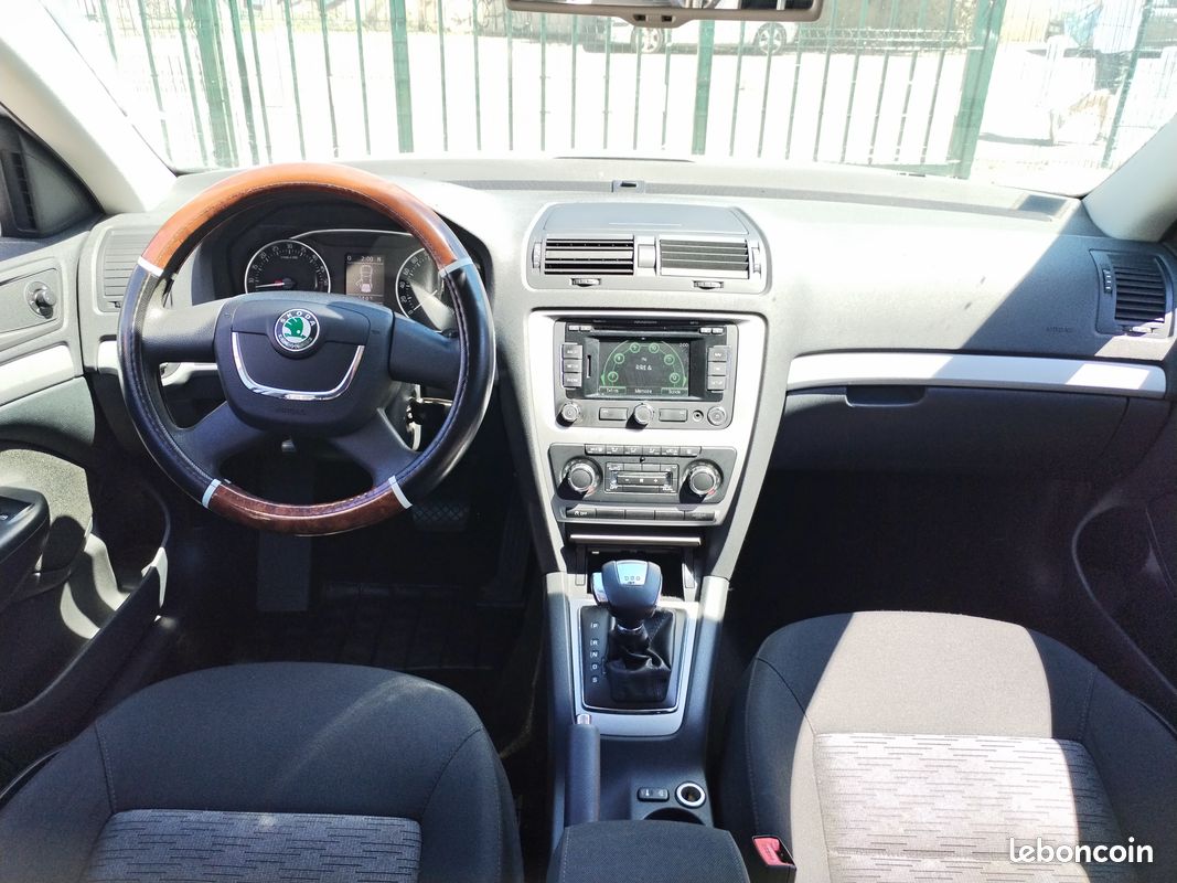 Skoda octavia 2 combi 1.6 tdi 105ch garantie mois (image 3)