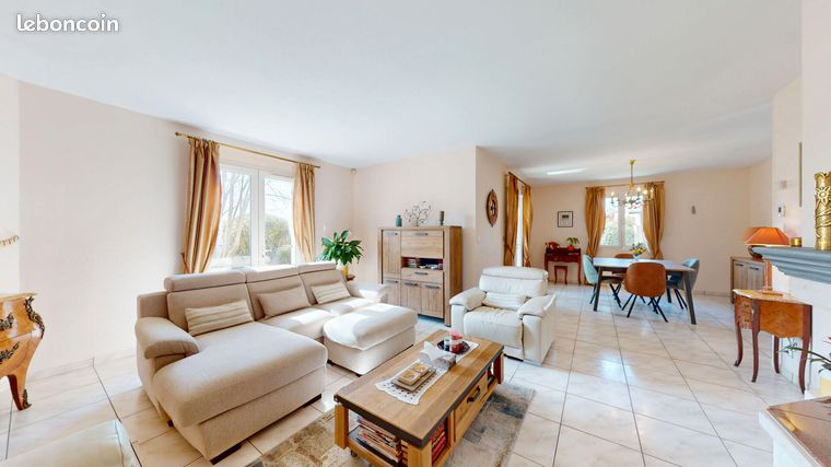Propriété 6 pièces 164 m²