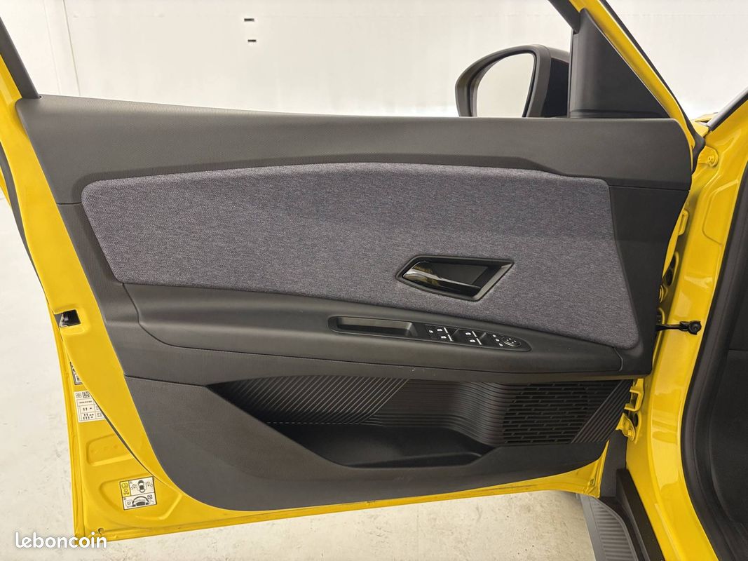 RENAULT Renault 5 E-Tech Electrique 120 ch autonomie urbaine Techno (image 11)