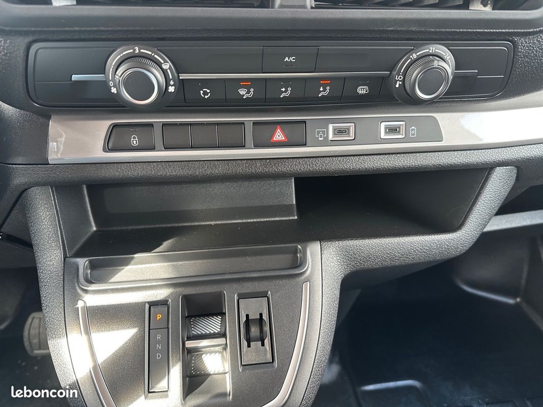 Citroën Jumpy DOUBLE CABINE 5 PLACES + OPTIONS L3 LONG 2.0 HDI 180 EAT8 Diesel - Boite Auto (image 19)