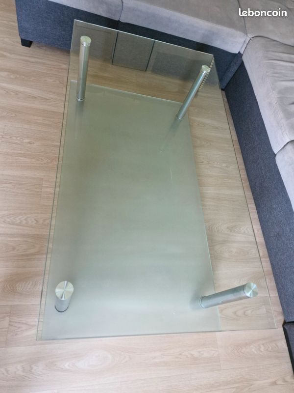 Table basse en verre (image 1)