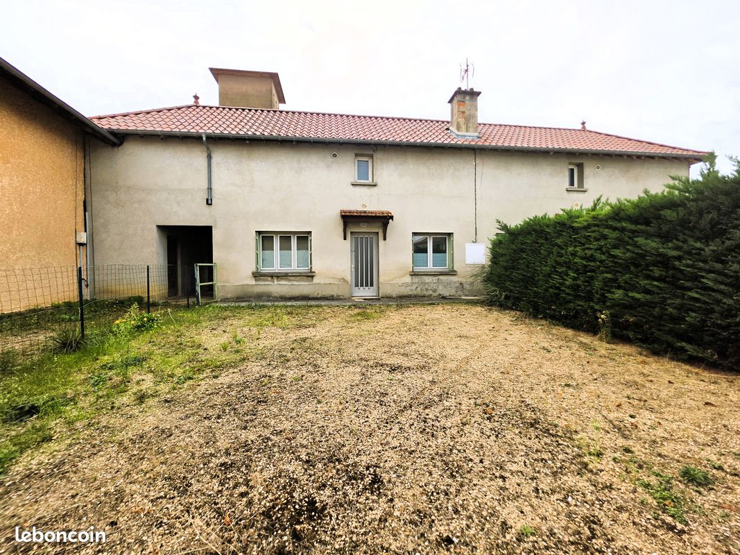Maison 5 pièces 56 m² · à Cruzilles-lès-Mépillat · 56 m² · 89 000 €