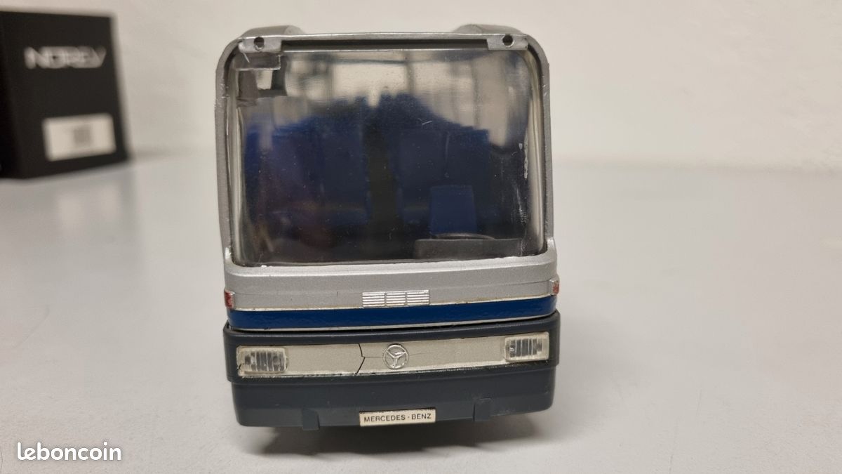 Bus Mercedes 0303 15RHS 1/40 Modèle Conrad - Occasion - Métal - Échelle 1/40 - Collection