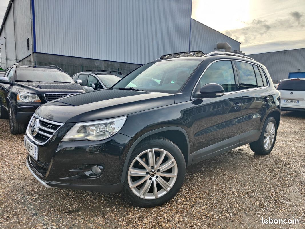 Volkswagen Tiguan 2.0 TDi 140ch Sportline 4Motion Tiptronic (image 3)