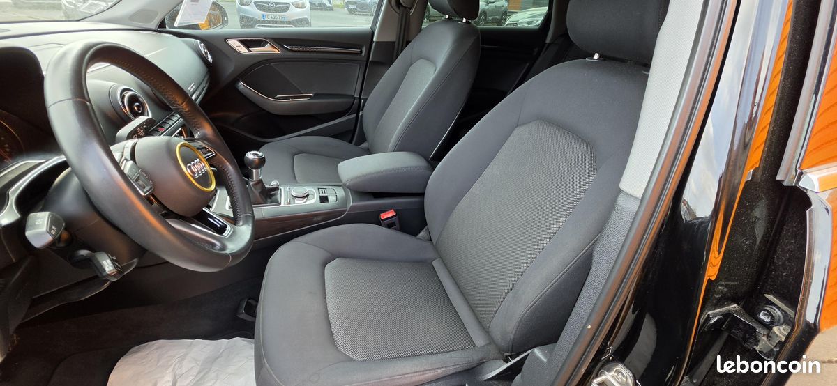 AUDI A3 Sportback 30 TFSI 116 (image 11)