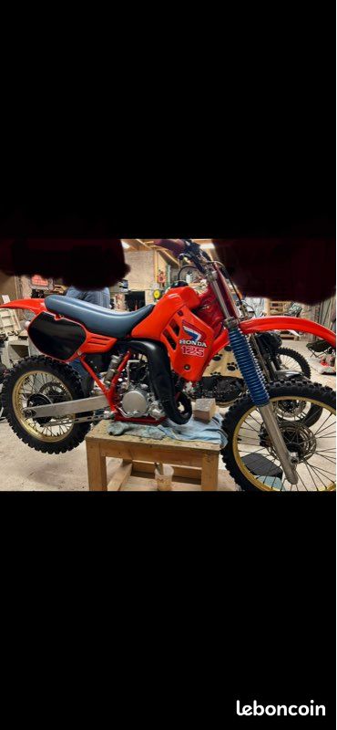 125 cr 1986 (image 1)