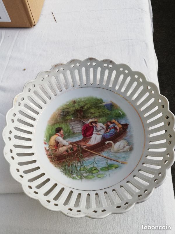 Assiette ancienne ajourée (image 1)