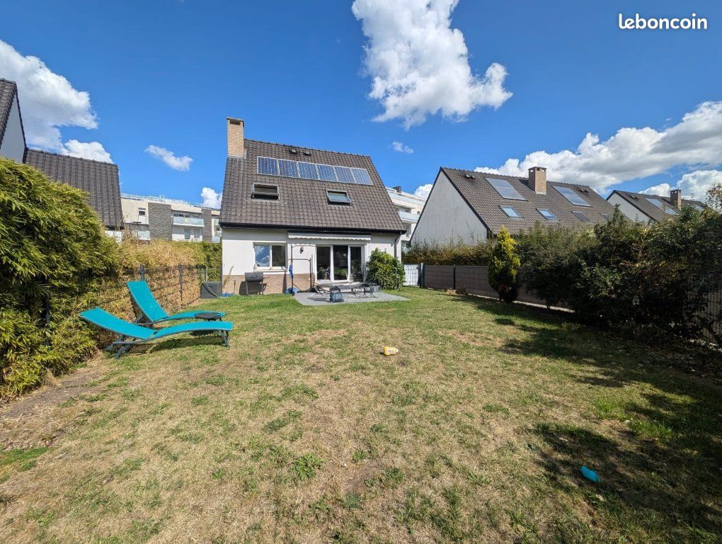 Maison 4 pièces 93 m² · à Wambrechies · 93 m² · 399 000 €