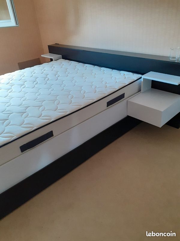Lit QUEEN SIZE (image 2)