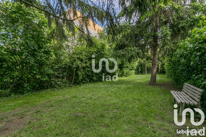 https://img.leboncoin.fr/api/v1/lbcpb1/images/f0/32/d2/f032d247a0eb78b385e5b55ee01881350e367192.jpg?rule=ad-image