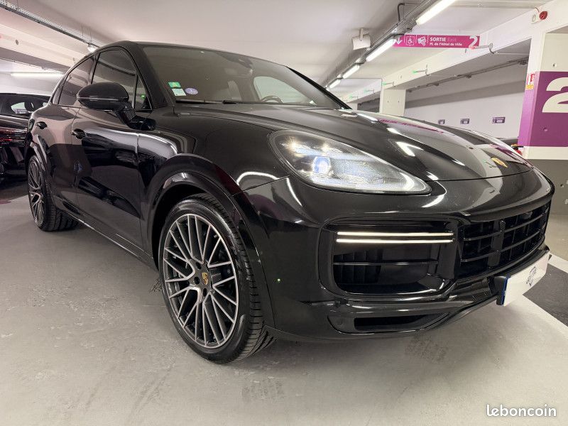 Porsche CAYENNE COUPE (9YB) 4.0 V8 680CH TURBO S E-HYBRID*PCCB*ECRANS ARRIÈRES*20KE d'options (image 3)