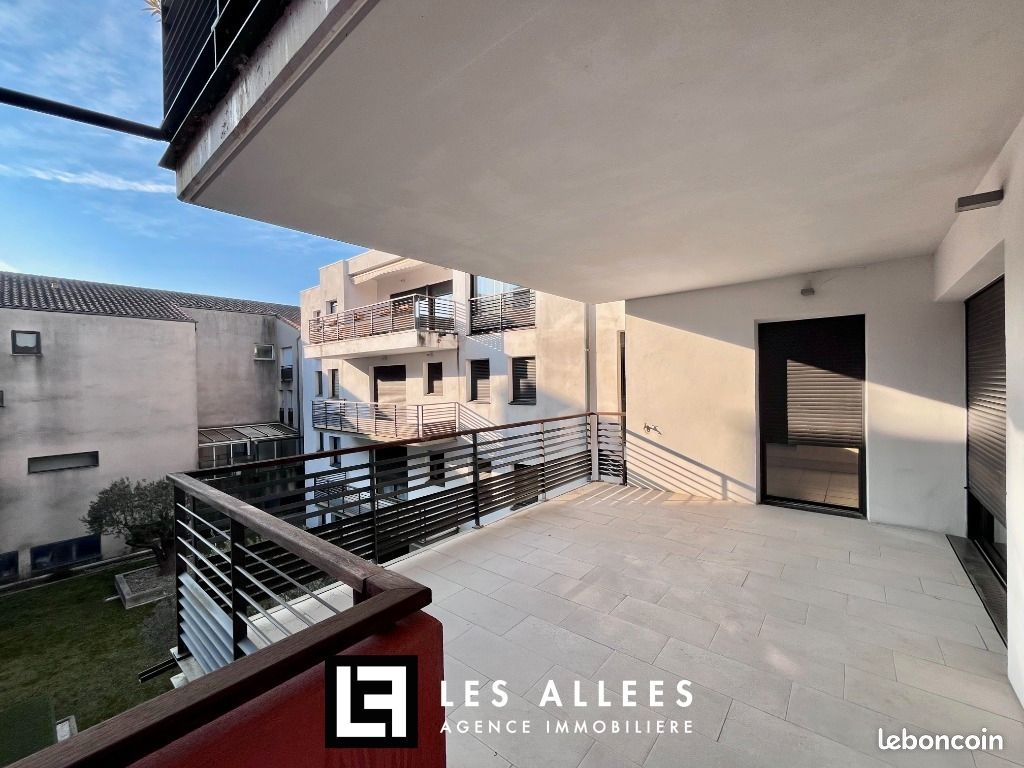 Appartement 4 pièces 90 m² · à Montélimar · 90 m² · 953 €/mois