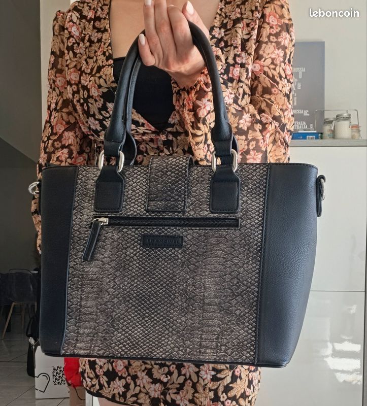 Sac noir comme neuf (image 3)