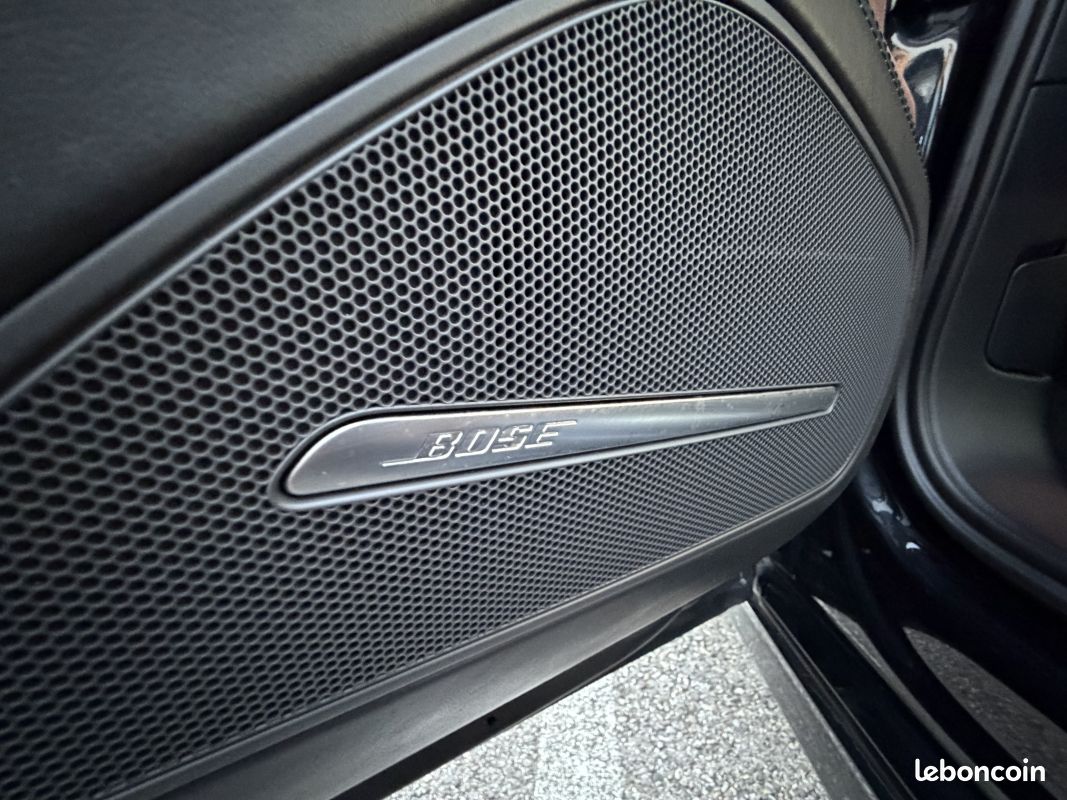 Audi s8 d4 (i) v8 4.0 tfsi 520 quattro toit ouvrant bose soft close (image 25)