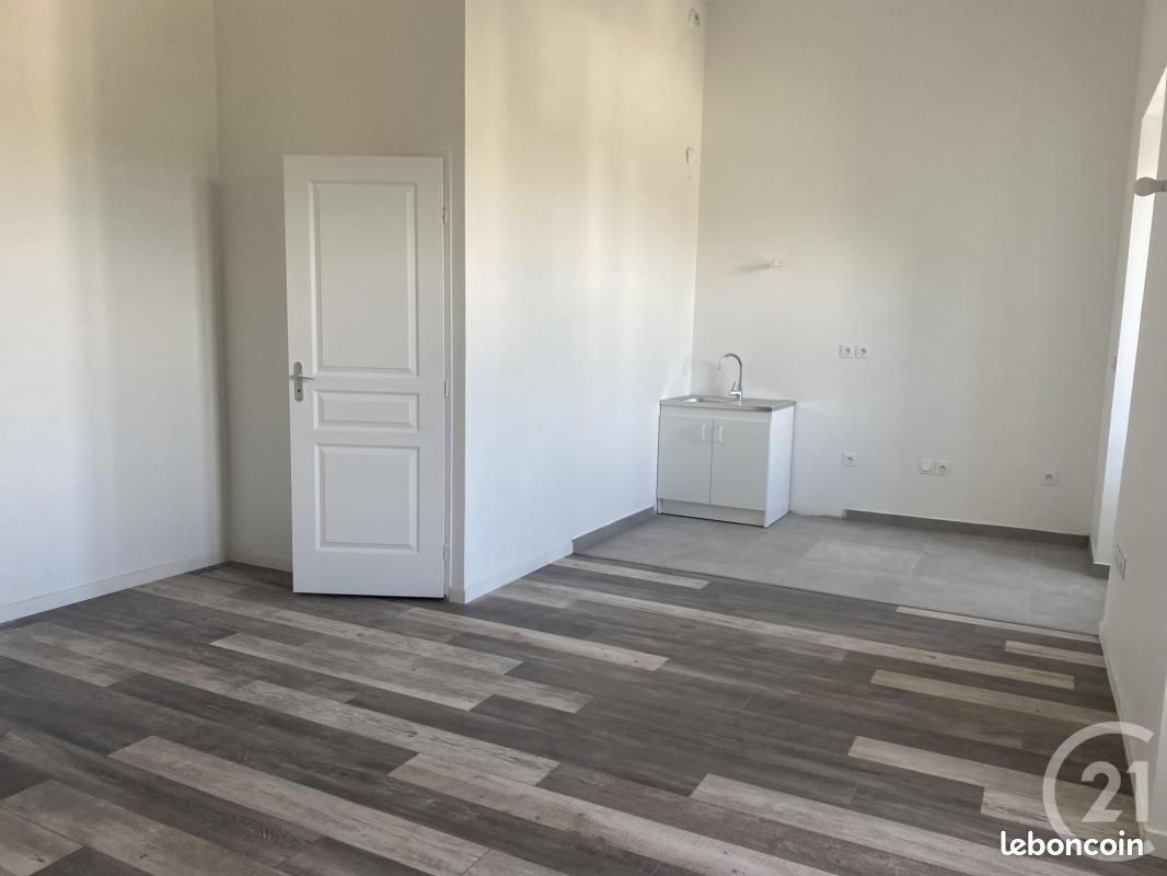 Appartement 1 pièce 26 m² · à Annonay · 26 m² · 315 €/mois